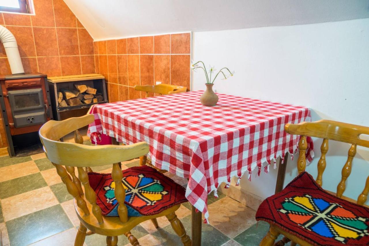 Hostal Family Farm Jezera Žabljak Exterior foto